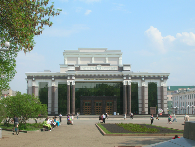 Театр драмы им.Луначарского)